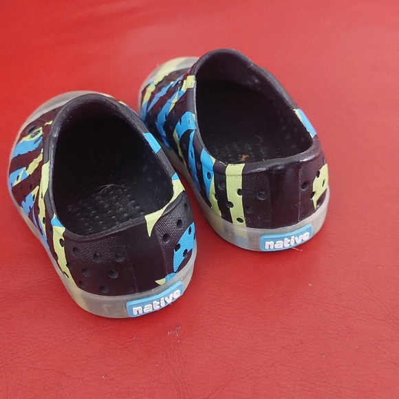 NATIVE Toddler Slip-On Shoes - Sz C5 GLOW IN THE DARK Waterproof ( Bag C) - Picture 4 of 9